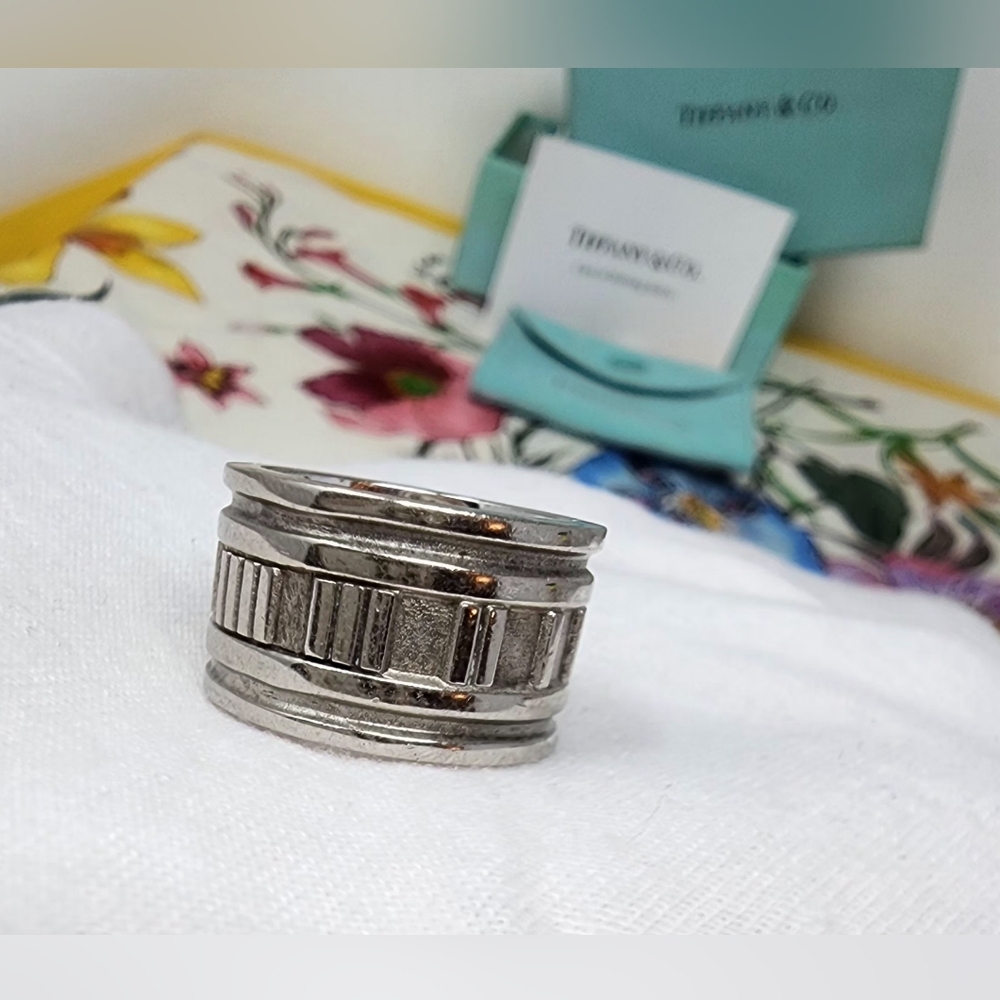 Tiffany Atlas Ring, pouch Included - Picture 3 of 14
